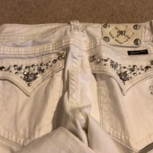 Miss Me Jeans 34 inseam - Picture 3 of 5